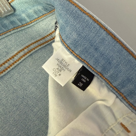 Veronica Beard Tuxedo Stripe 11" Carly Kick Flare Jeans (size 28) - Picture 8 of 8